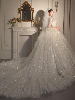 Long Sleeved Retro Bride Luxurious French Wedding Dress For Women