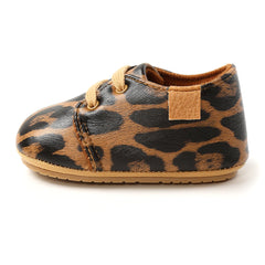Soft sole antiskid walking shoes