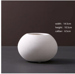 Wholesale Modern Minimalist White Ceramic Vase Ornaments European Creative Art Flower Arrangement Dried Flowers Artificial Flowers Home Decoration