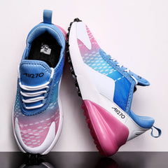 Men's sports and leisure running shoes