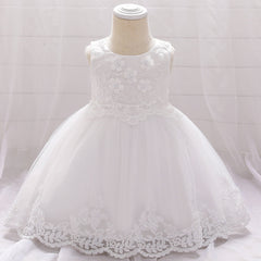 Baby girl one year old net yarn princess dress