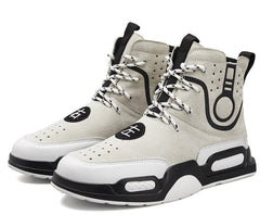 Sports shoes