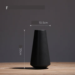 Simple Living Room Home Decoration Creative Black And White Ceramic Vase
