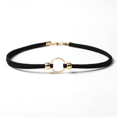 Clavicle Chain Black Wide Edge Covers Neck