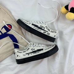 Japanese Little White Shoes Women"s Spring Canvas Shoes